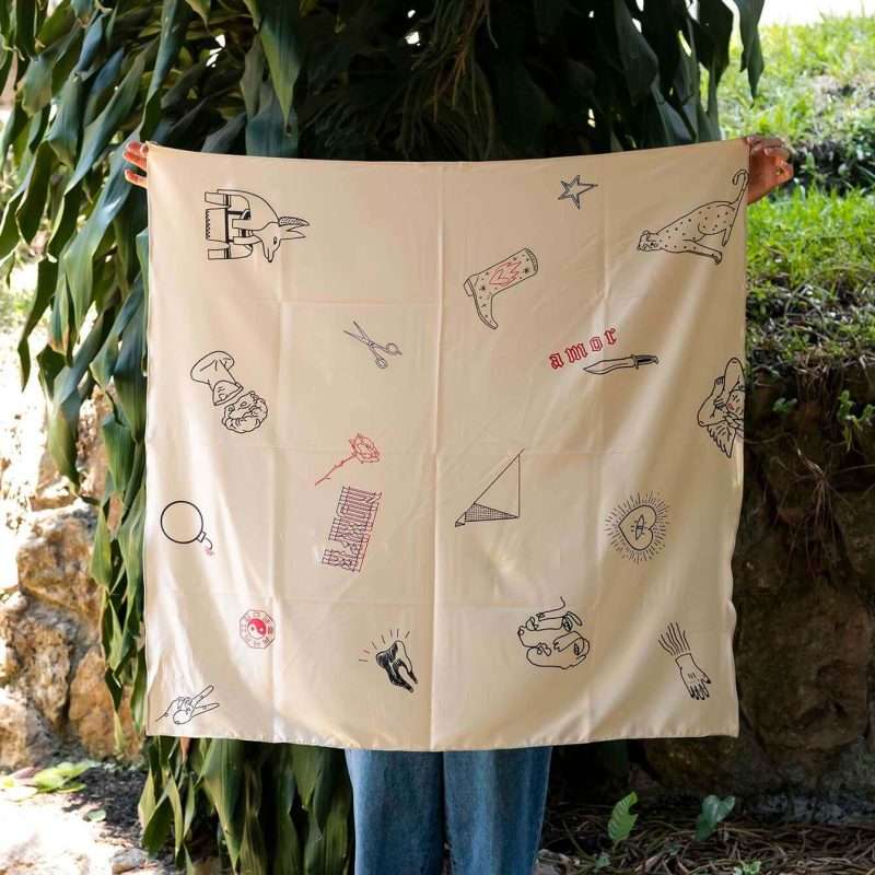 10 in 1 Scarf Nada Duele X Fringe